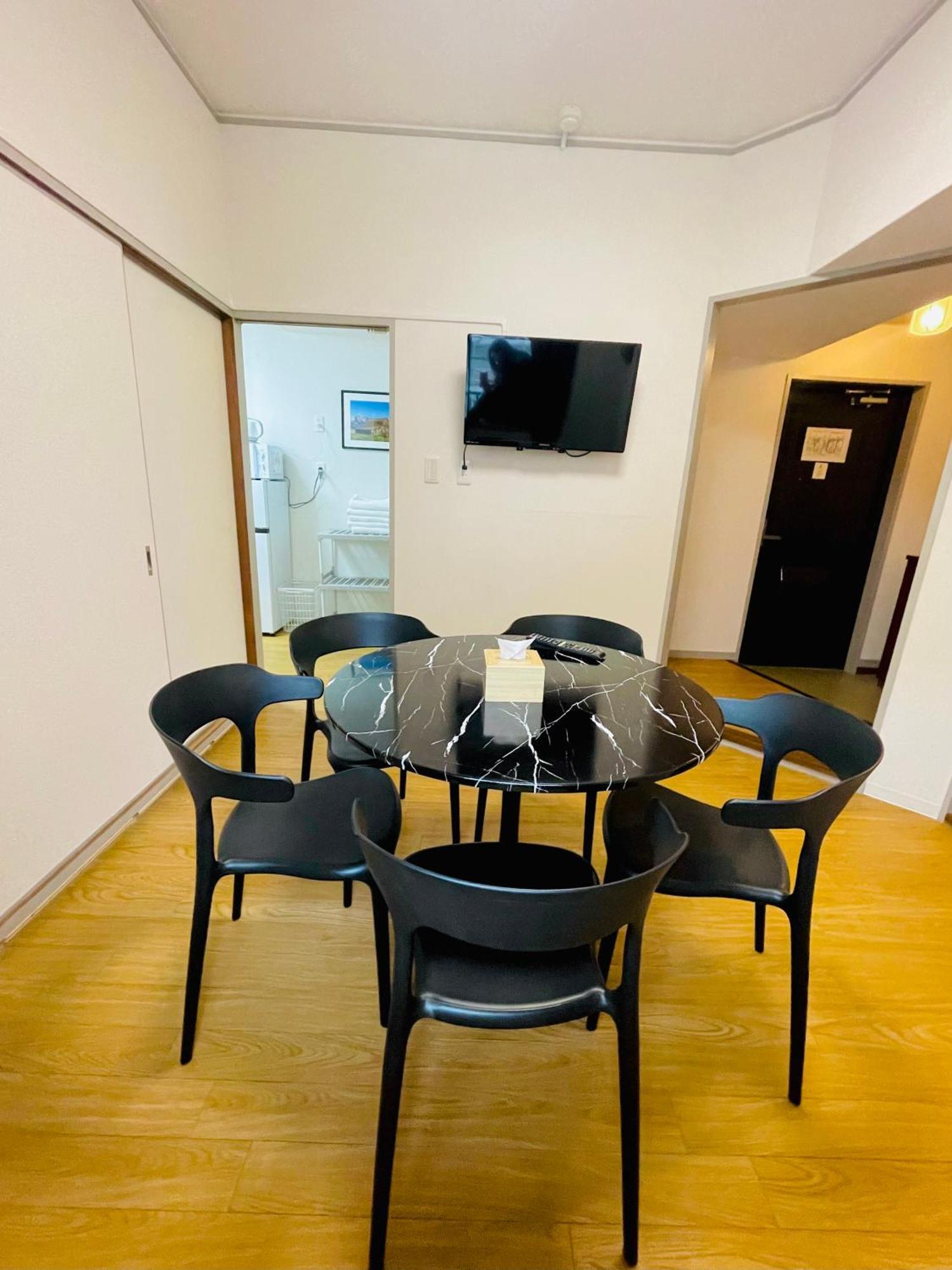 嵐 難波西 民宿 Bed And Breakfast Osaka Phòng bức ảnh